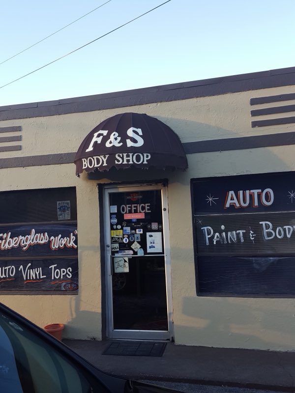 F & S Body Shop & Wrecker Services shop photo